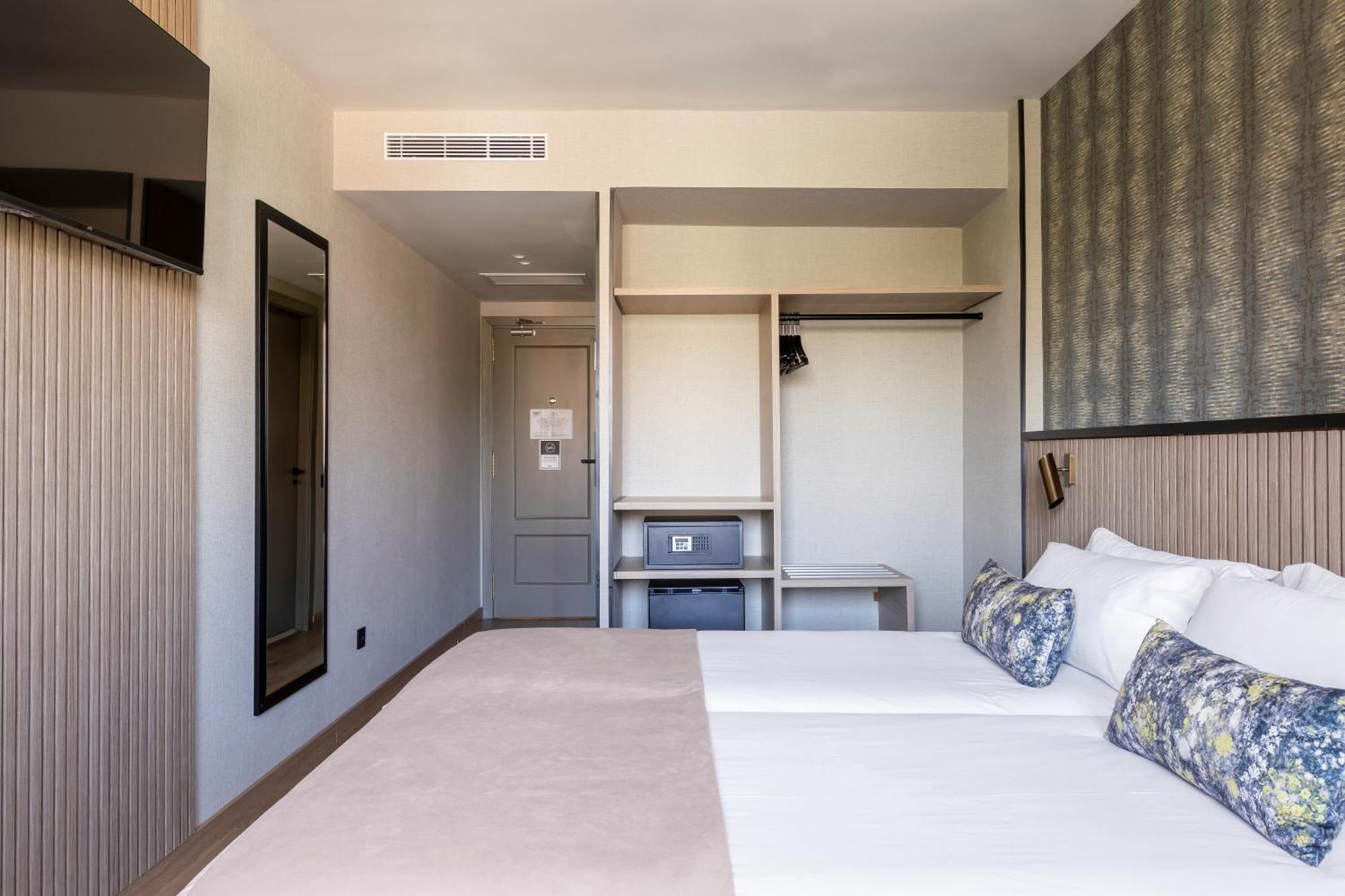Rafaelhoteles Piramides Madri